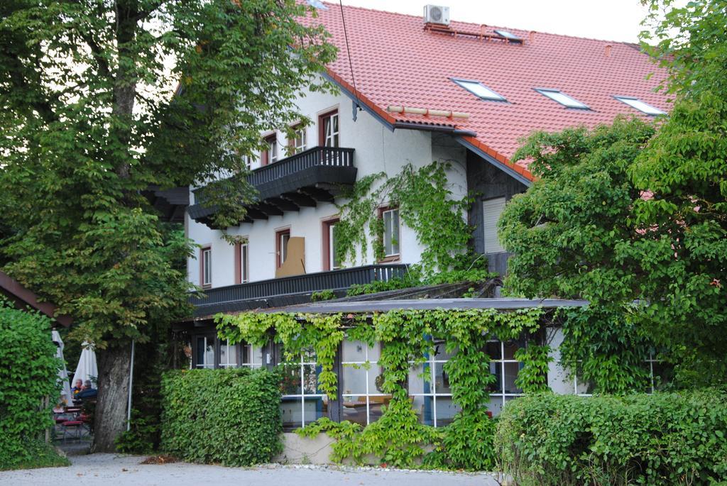 Hotel Restaurant Forstwirt Grasbrunn Exterior foto